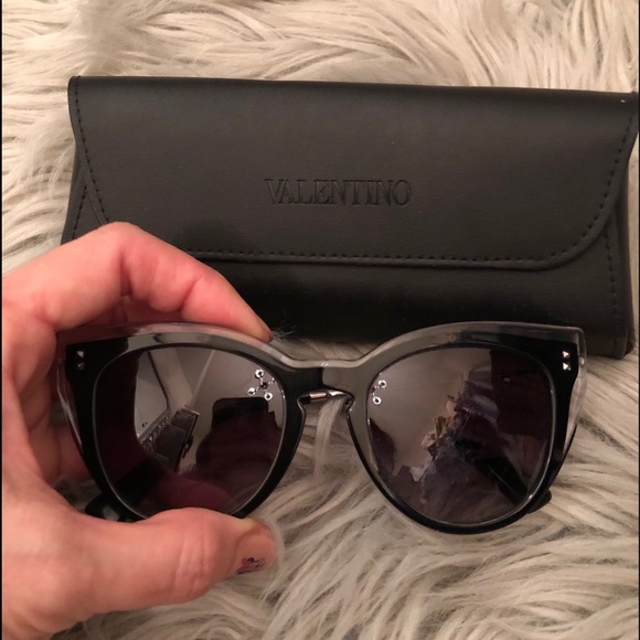 Valentino Accessories - Valentino sunglasses